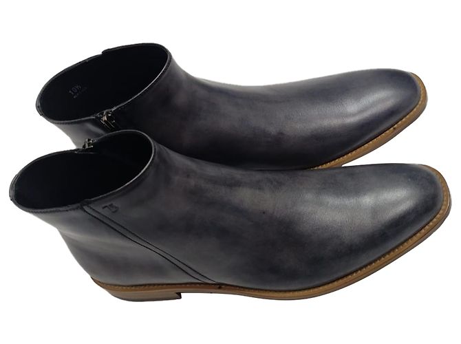 Stivaletti con zip a punta arrotondata Tod's in pelle nera Nero - vista 6