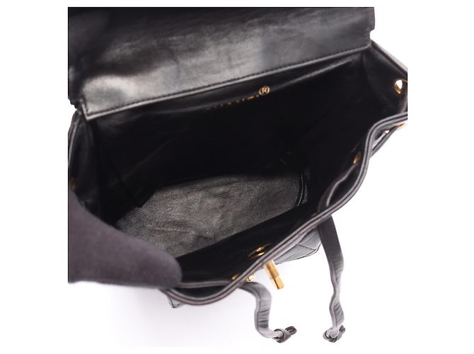 Timeless Chanel Matelassé Lammfell Rucksack Schwarz - Ansicht 3