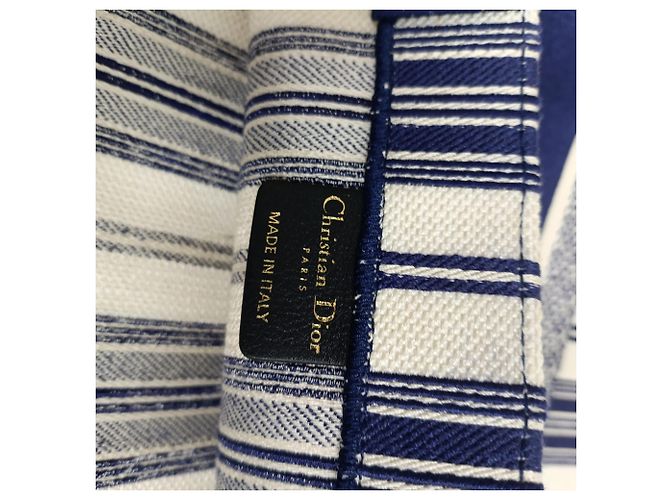 Christian Dior Große Dior Book Tote aus marineblauem Baumwollstoff - Ansicht 5