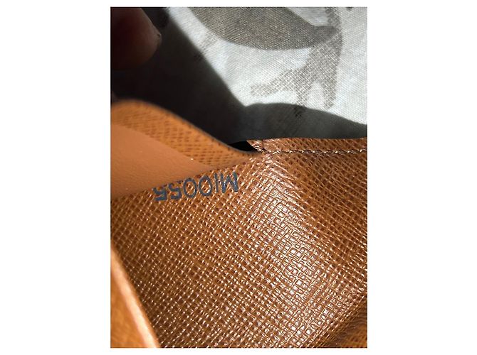 Louis Vuitton Purses, wallets, cases Brown - view 4