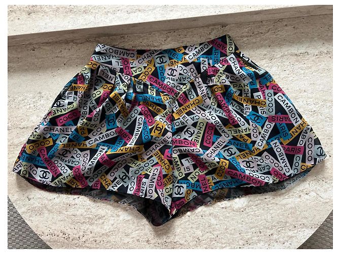 Pantaloncini Chanel multicolore in seta - vista 2