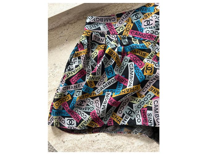 Pantaloncini Chanel multicolore in seta - vista 3