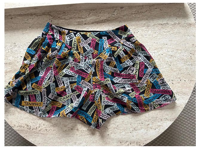 Pantaloncini Chanel multicolore in seta - vista 6