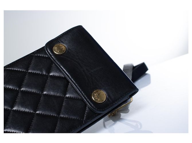 Chanel, Mini borsa a tracolla in pelle trapuntata Nero - vista 9