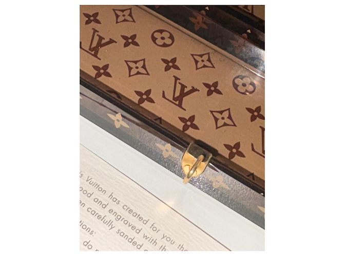 Louis Vuitton Baguettes 25th Anniversary Wood Tableware Dark brown - view 4