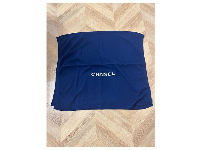 Plaid Chanel en cachemire bleu marine - vue 3