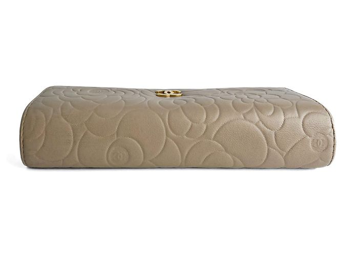Timeless Chanel Cartera larga de piel de cordero camelia grabada gris - vista 6