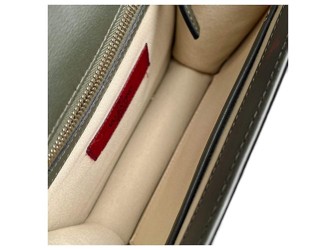 Valentino Garavani Borsa a spalla piccola in pelle di vitello Rockstud Glam Lock verde militare - vista 8