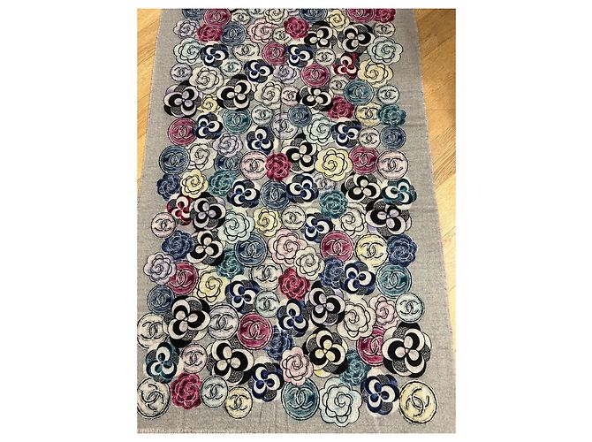 Écharpe Chanel en cachemire multicolore gris - vue 3