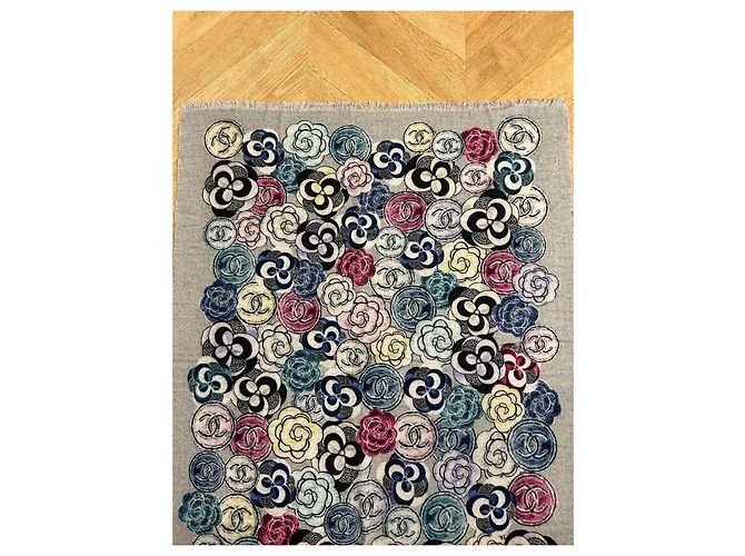 Écharpe Chanel en cachemire multicolore gris - vue 5