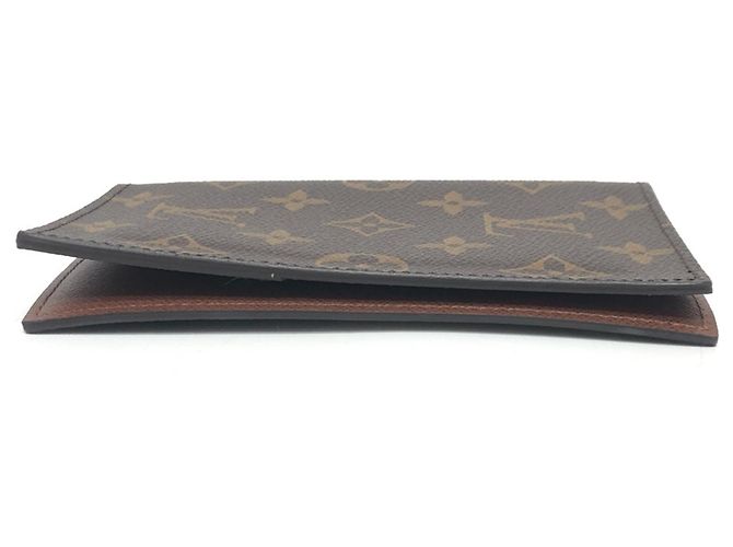 Copri Passaporto Monogram Louis Vuitton Marrone Monogramma - vista 4