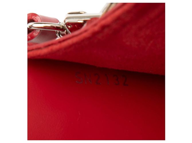 Clutch Sevigne Epi Rosso Louis Vuitton - vista 6