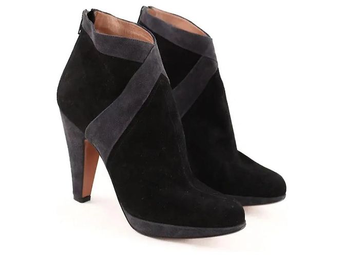 Alaïa Schwarze Wildlederstiefel - Ansicht 3