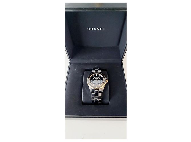 Chanel J12 Keramik Uhr Schwarz 38mm - Ansicht 2