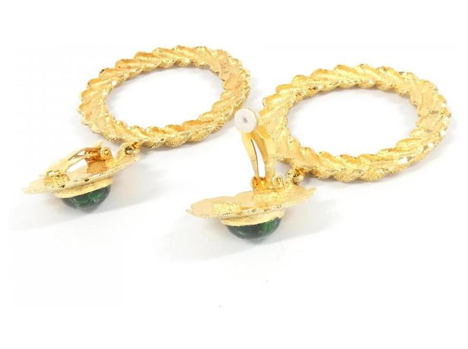 Pendientes de clip dorados y verdes de Chanel - vista 4