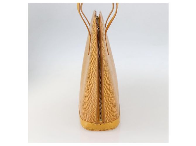 Borsa Lussac in pelle Epi Louis Vuitton Giallo - vista 4