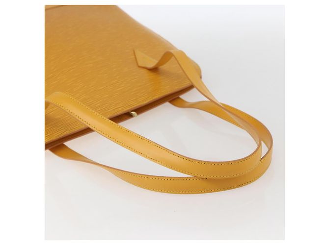 Borsa Lussac in pelle Epi Louis Vuitton Giallo - vista 7