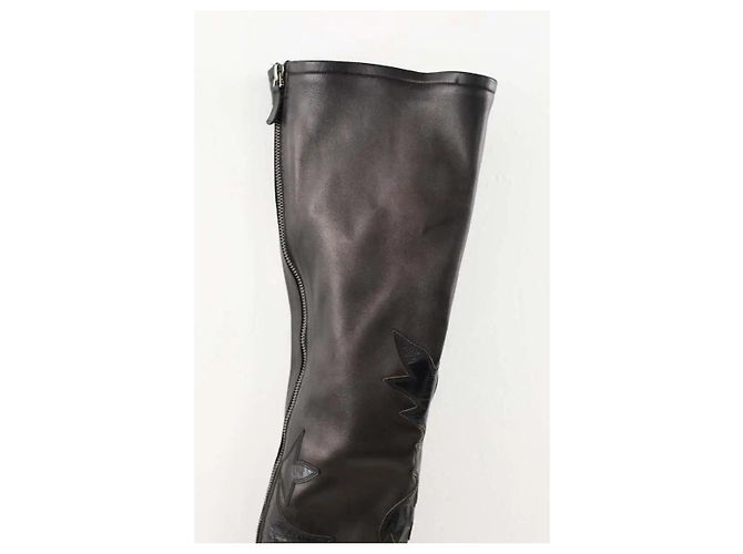 Chanel Botas de cuero negras Negro - vista 4