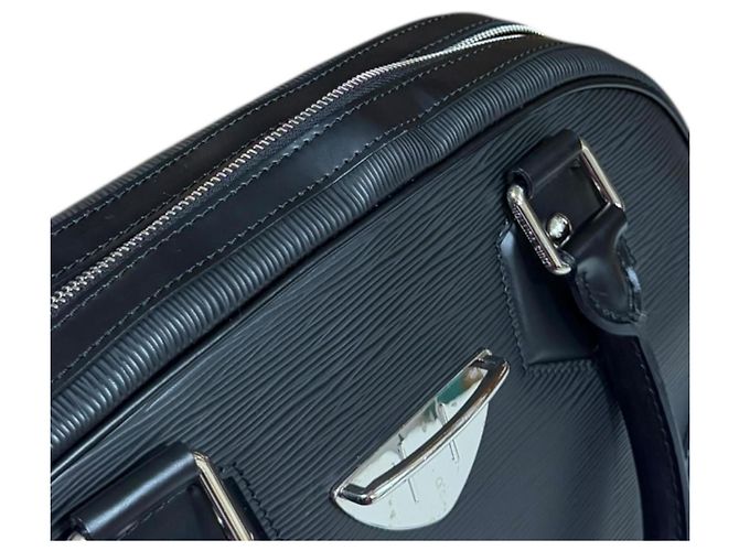 Borsa a mano Bowling Montaigne GM Epi Louis Vuitton Nero - vista 11