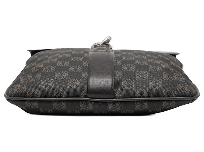 LOEWE Bandolera de lona recubierta con Anagrama marrón Castaño Marrón oscuro - vista 3