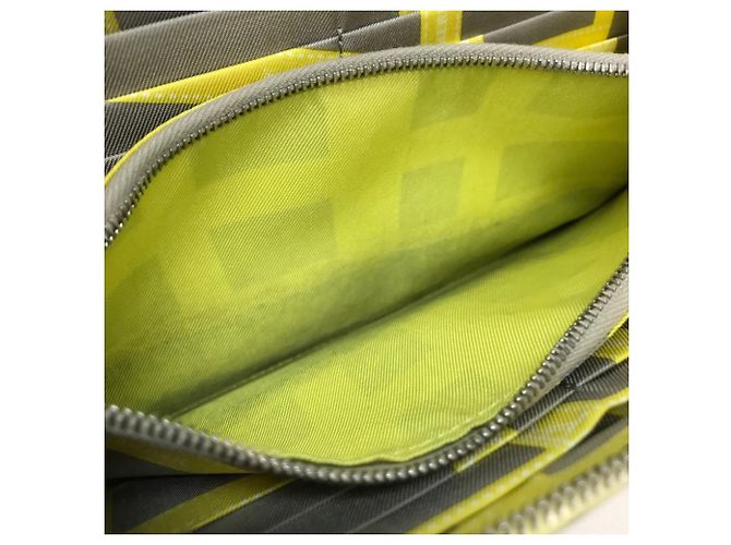 Cartera Larga Azap de Seda Hermès Amarillo - vista 8