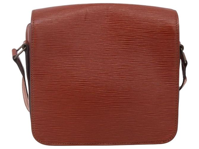 Borsa Cartouchiere Louis Vuitton in pelle Epi MM - vista 2