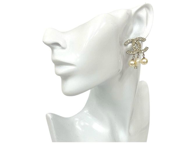Timeless Orecchini in perla finta Chanel Coco Mark Argento Metallico - vista 2