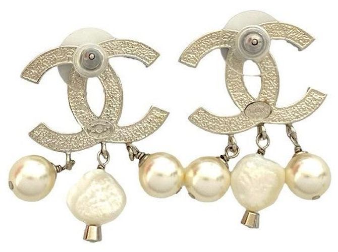 Timeless Orecchini in perla finta Chanel Coco Mark Argento Metallico - vista 5