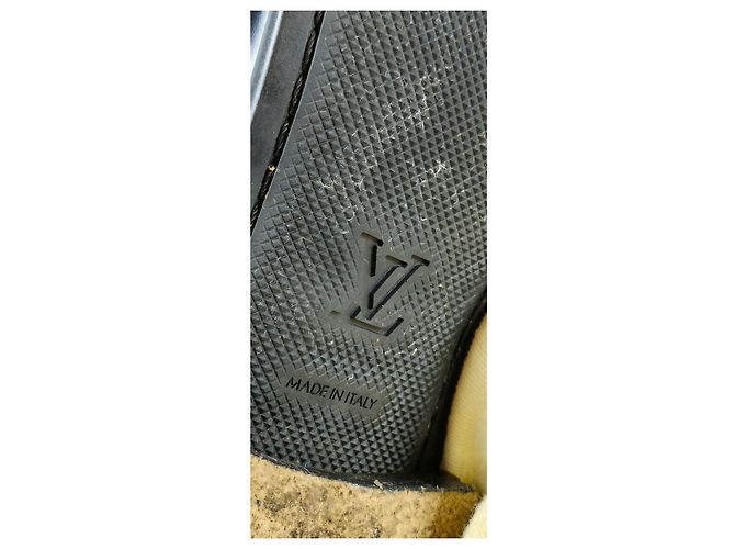Louis Vuitton Derby Scarpe Alte Pelle Lucida Nera Nero - vista 15