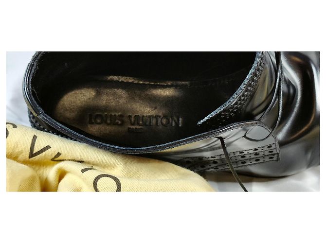 Louis Vuitton Derby Scarpe Alte Pelle Lucida Nera Nero - vista 17