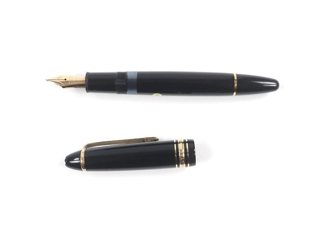 Pluma Montblanc Meisterstück 14K Negro - vista 3