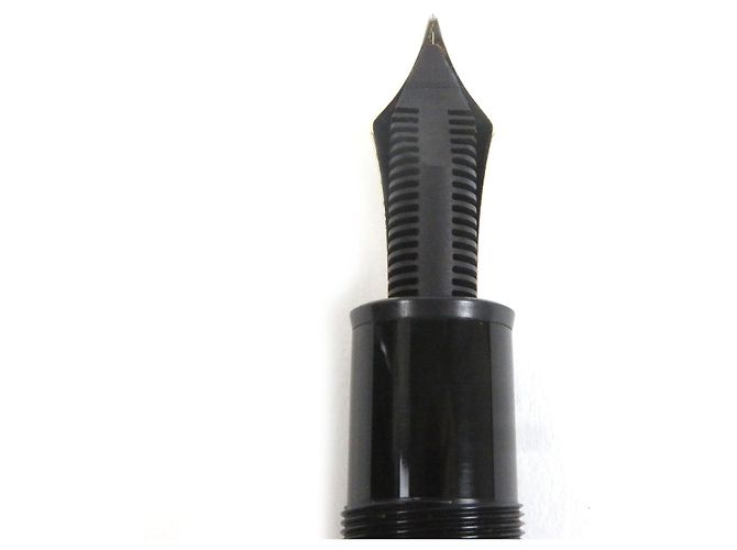 Pluma Montblanc Meisterstück 14K Negro - vista 5