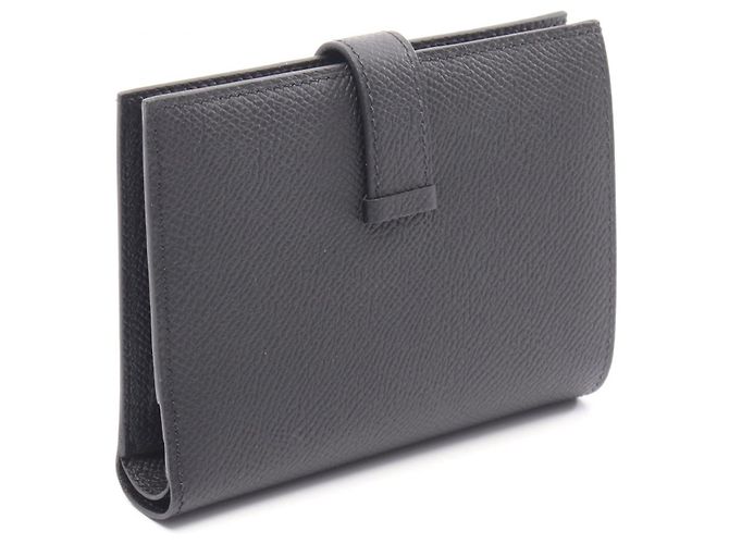 Billetera Compacta Béarn de Cuero Epsom Hermès Negro - vista 2