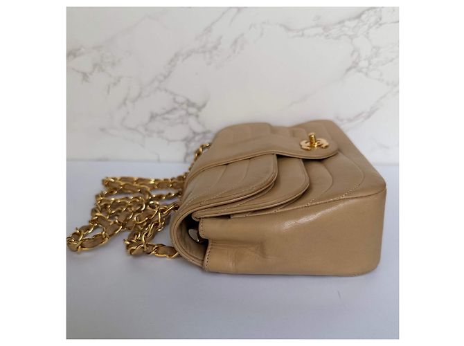 Timeless Chanel mittelgroße Vintage gesteppte Lammleder Umhängetasche Beige - Ansicht 11