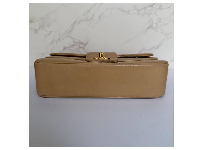 Timeless Chanel mittelgroße Vintage gesteppte Lammleder Umhängetasche Beige - Ansicht 14