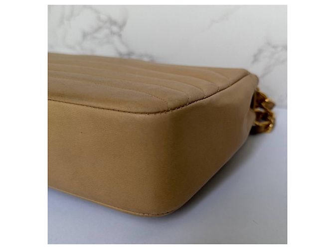 Timeless Chanel mittelgroße Vintage gesteppte Lammleder Umhängetasche Beige - Ansicht 16