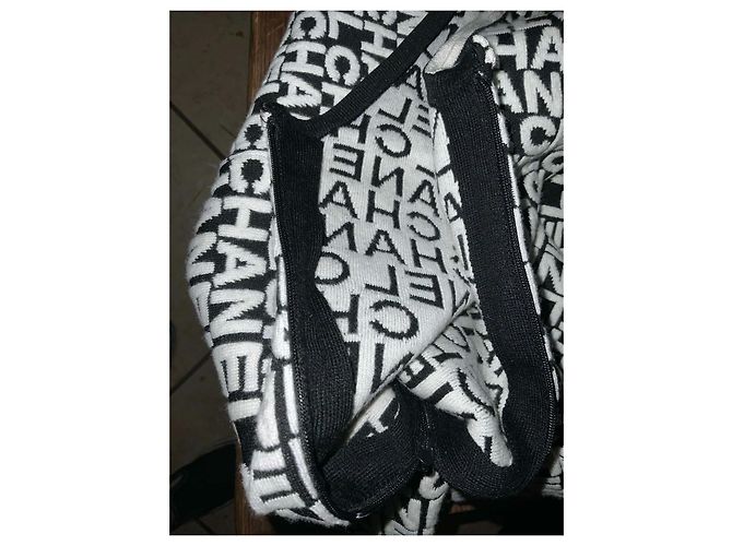 Cambon Chanel JACQUARD-LOGO-OVERALL Schwarz Weiß - Ansicht 16