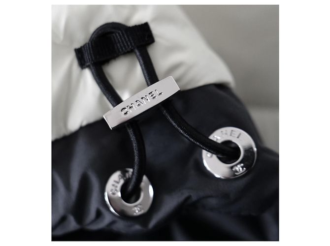 Chanel CC Pufferjacke Coco Neige 2021 Anthrazitgrau - Ansicht 10