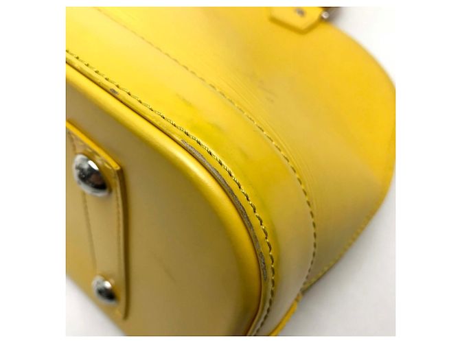 Louis Vuitton Epi Alma PM Tote Bag in Zitronengelb Golden - Ansicht 5
