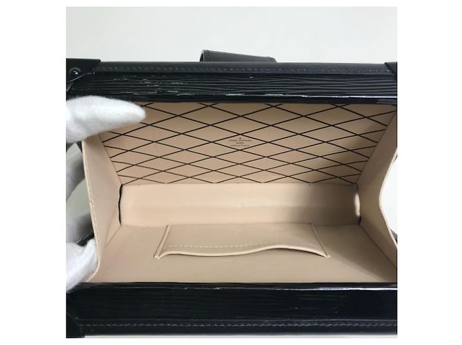 Borsa a Spalla Petite Malle Epi Louis Vuitton Nero Rosso - vista 9