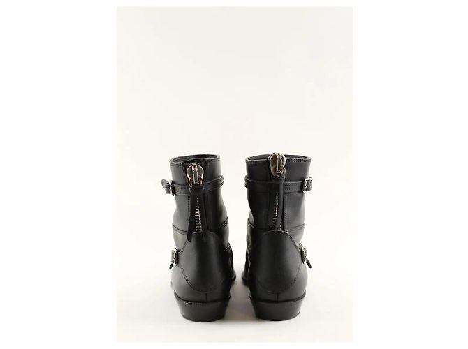 Giuseppe Zanotti Botas de couro pretas com fivelas Preto - vista 2