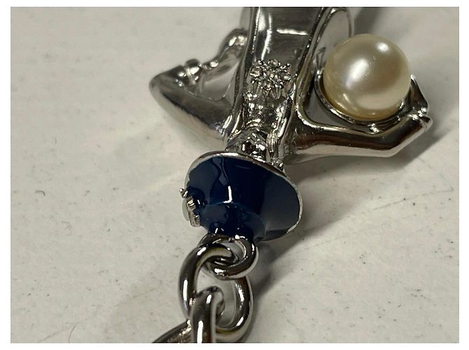 Portachiavi Chanel Figurina Perla Silver hardware - vista 15