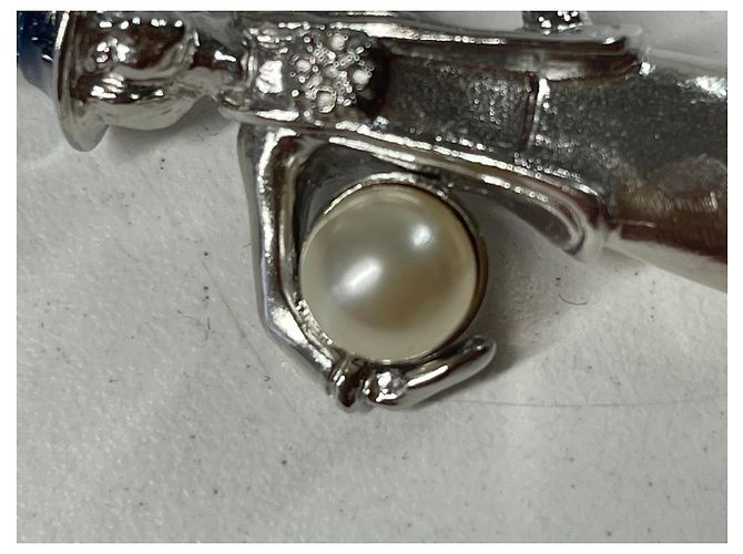 Portachiavi Chanel Figurina Perla Silver hardware - vista 7