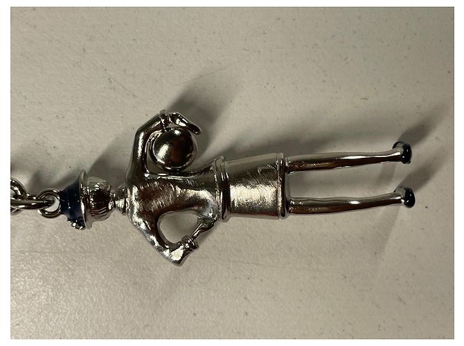 Portachiavi Chanel Figurina Perla Silver hardware - vista 8