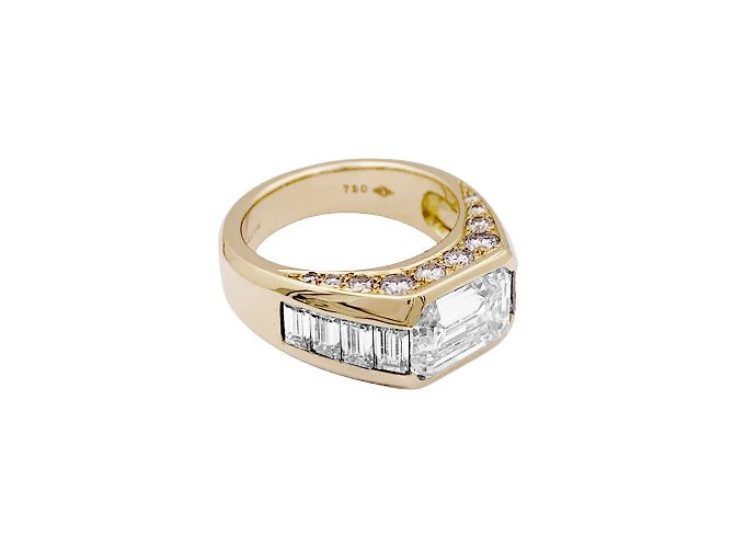 Anello O.J. Perrin, oro giallo e diamanti. - vista 3