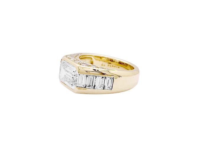 Anello O.J. Perrin, oro giallo e diamanti. - vista 4