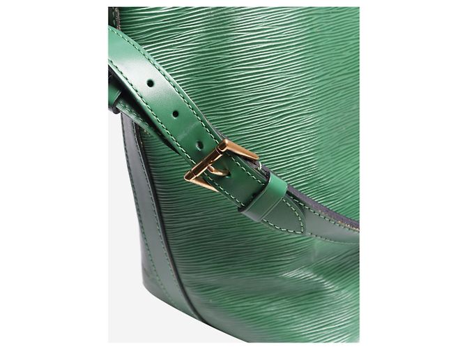 Louis Vuitton Borsa a secchiello Noe verde in pelle Epi - vista 6