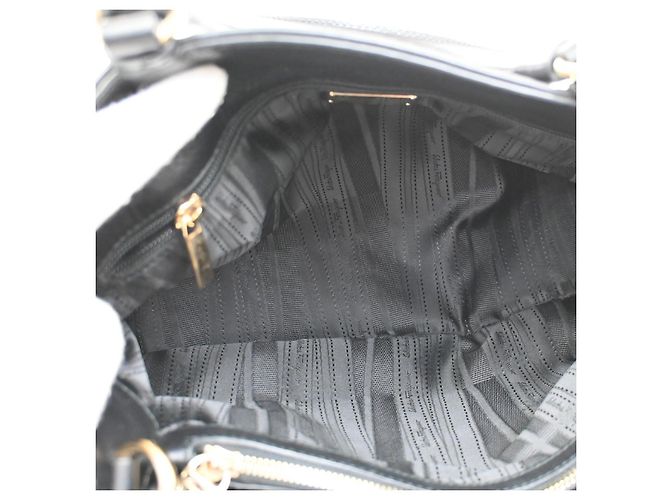 Salvatore Ferragamo Gancini Tote aus Leder Schwarz - Ansicht 5