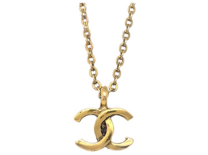 Pendente Chanel CC in metallo D'oro - vista 2