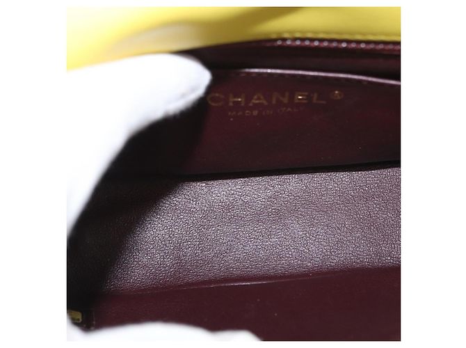 Borsa a tracolla mini in jersey trapuntato Chanel Chic With Me Giallo - vista 5